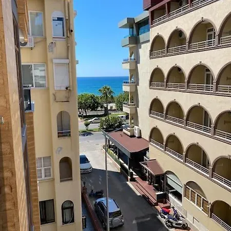 New Apt In The Cntr Of Alanya, 30 Mt From The Sea Lejlighed